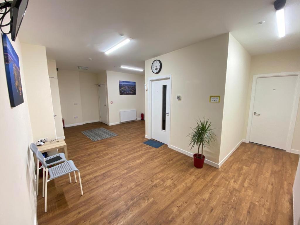 Ibrox Guesthouse グラスゴー エクステリア 写真