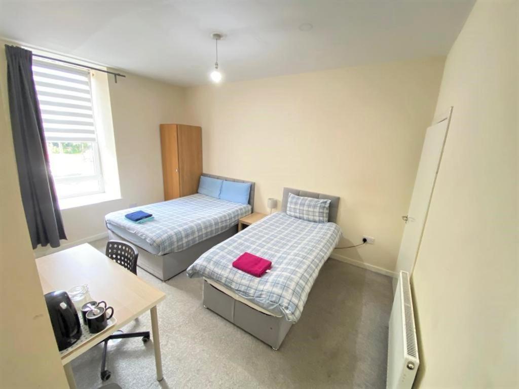 Ibrox Guesthouse グラスゴー エクステリア 写真