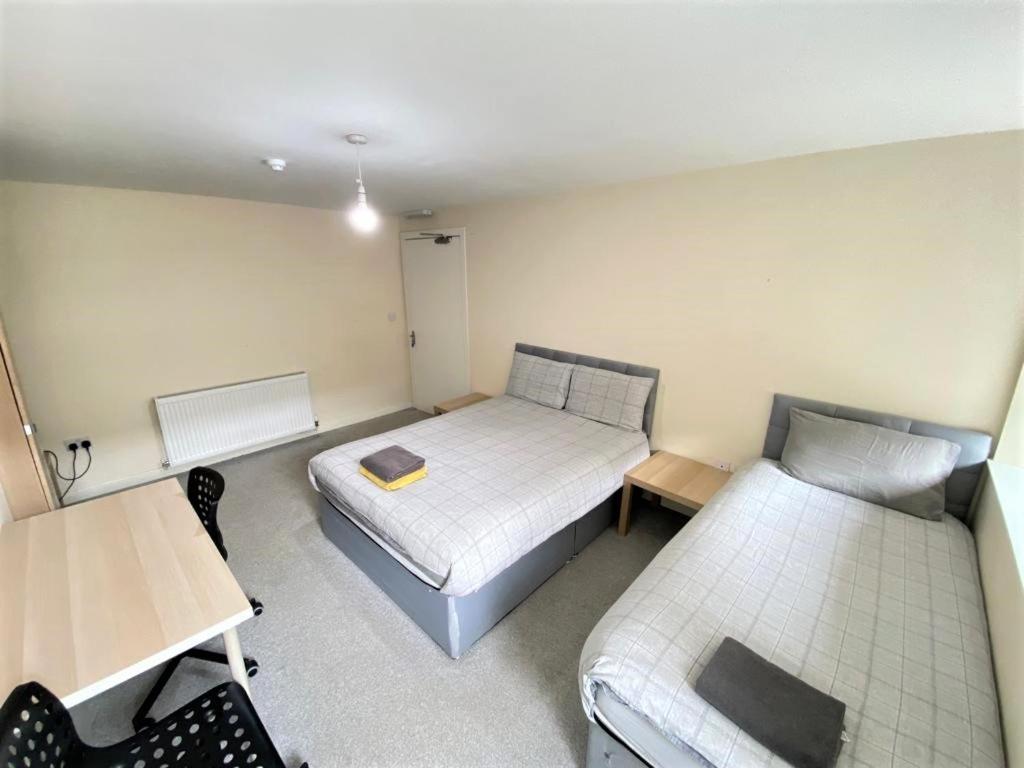 Ibrox Guesthouse グラスゴー エクステリア 写真