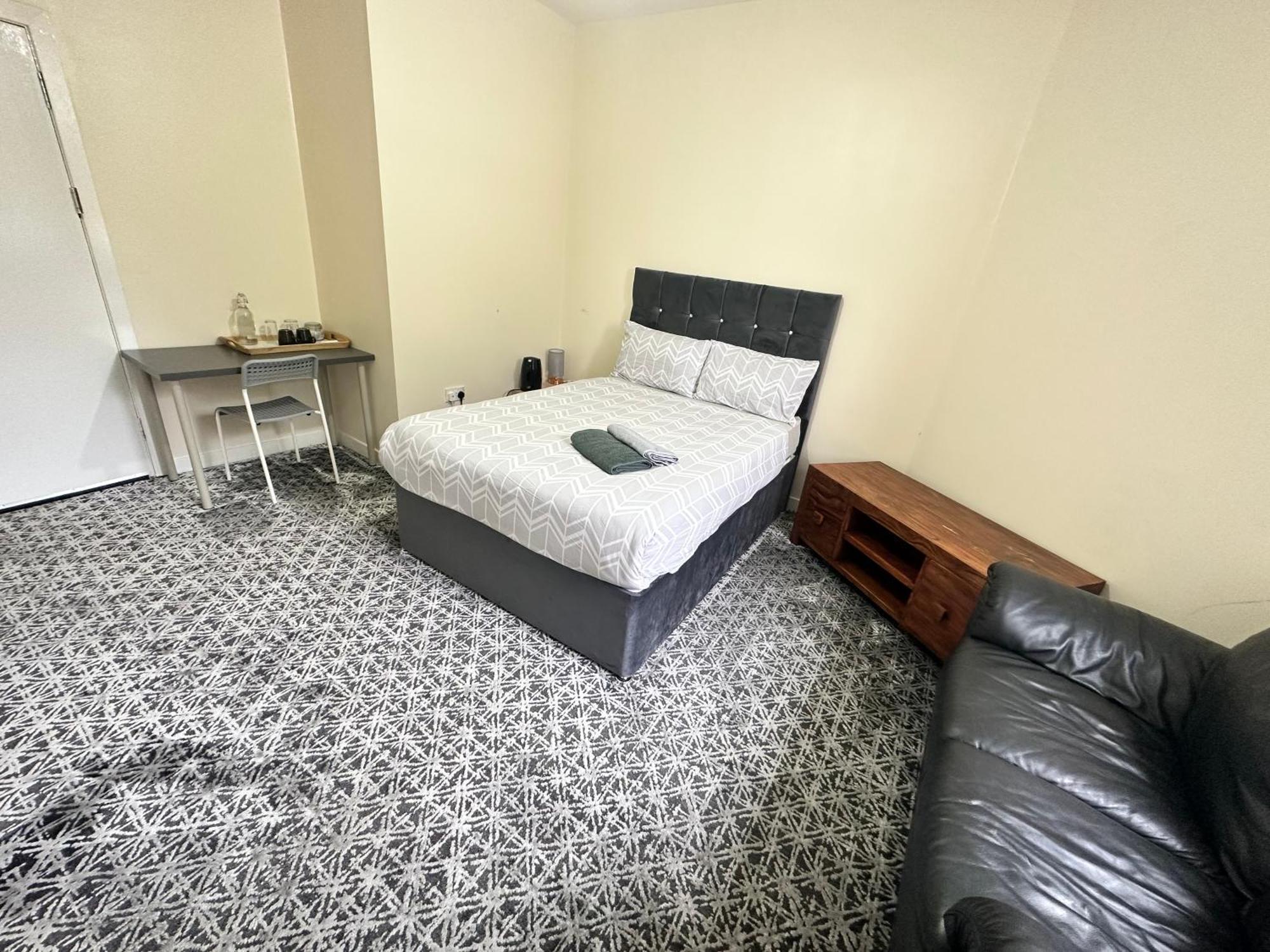 Ibrox Guesthouse グラスゴー エクステリア 写真
